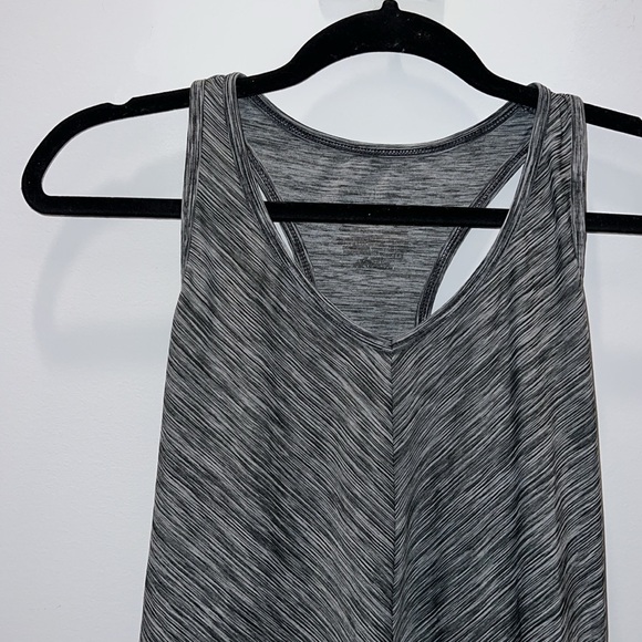 Bally Activewear Workout Tank Top - Picture 2 of 4